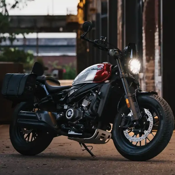 450CL-C NOIR 2025 – Image 11