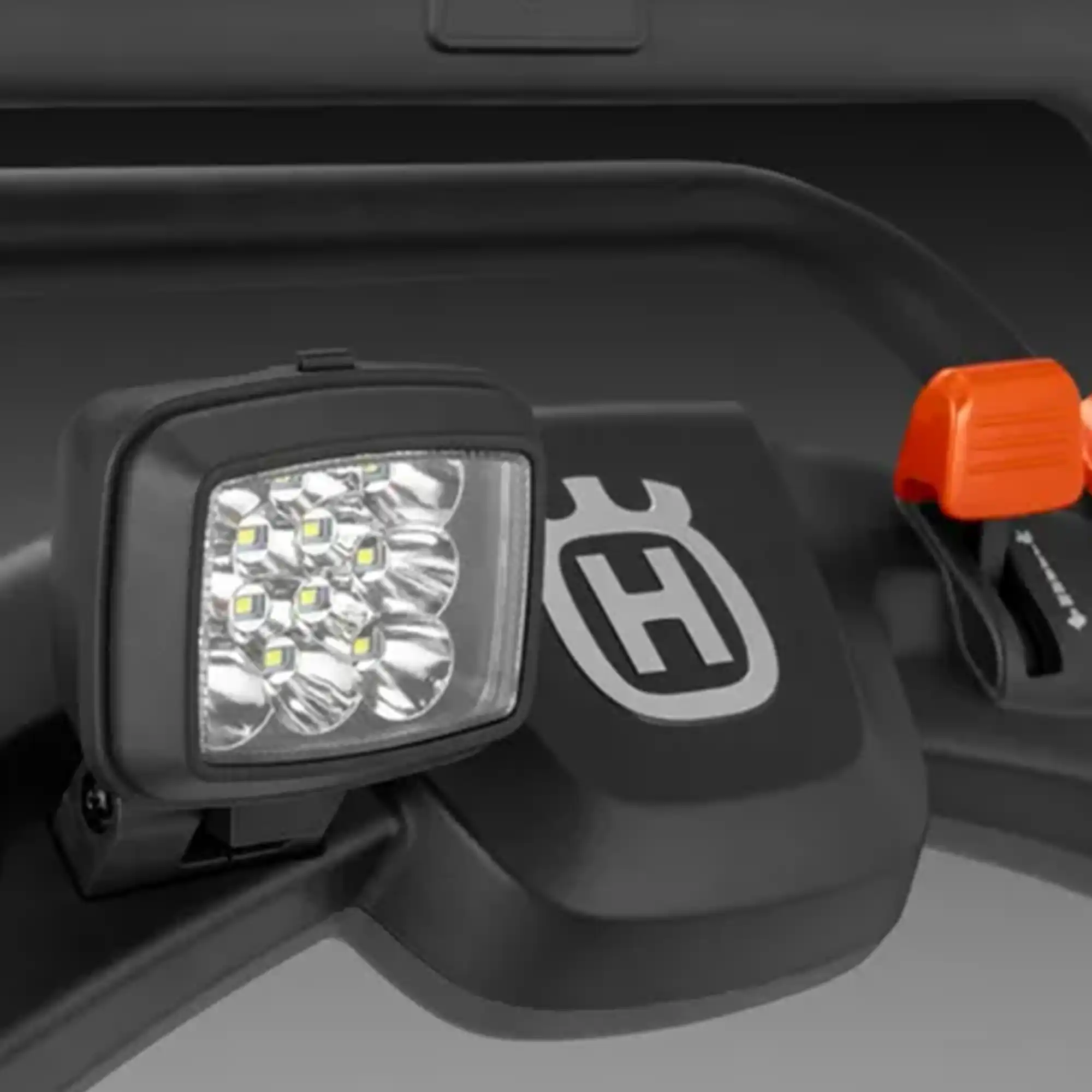 SOUFFLEUSE HUSQVARNA ST 253i - 2025 – Image 9