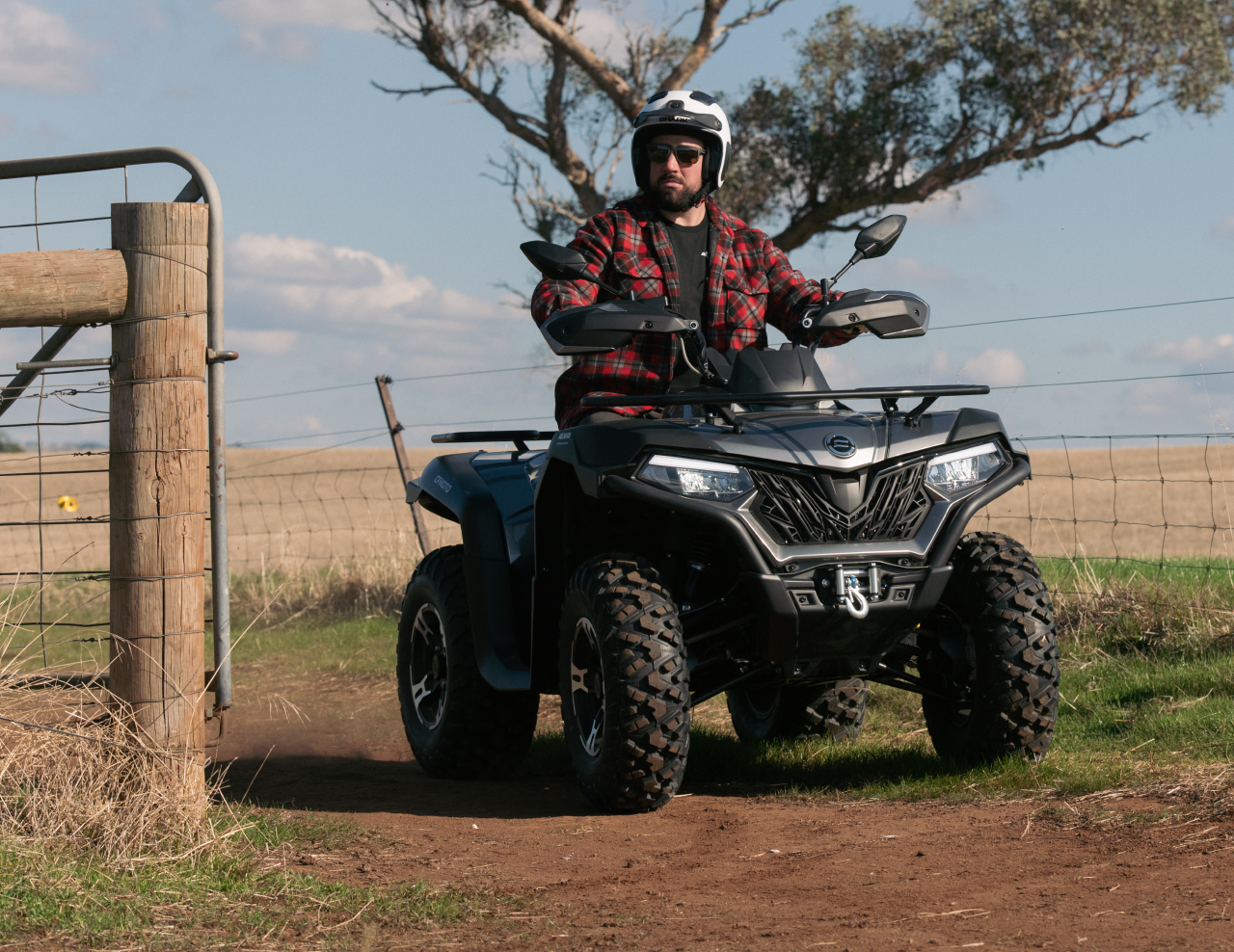 CFORCE 600 - NOIR - 2026 – Image 9