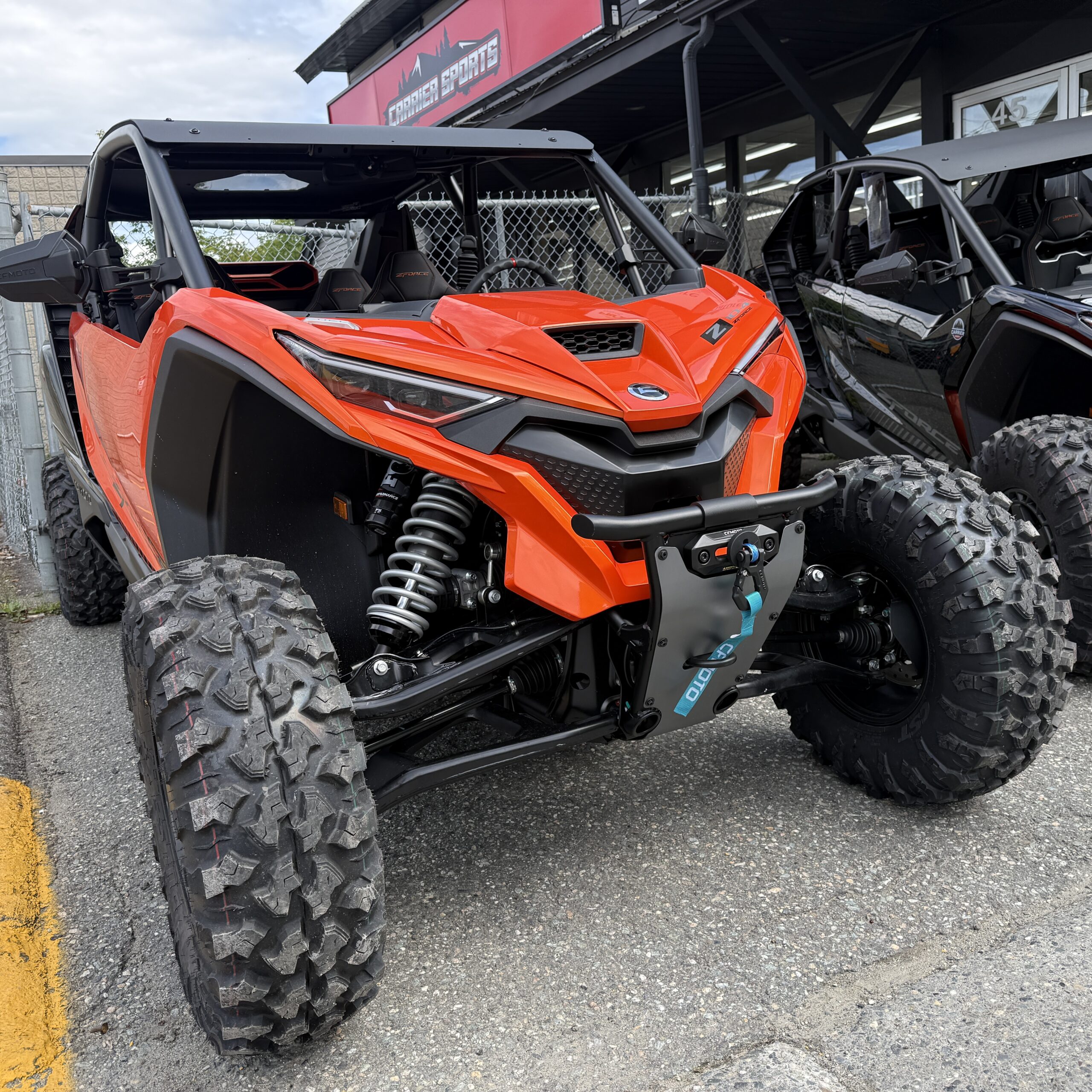 ZFORCE Z10-4 – ORANGE – 2026 – Image 2
