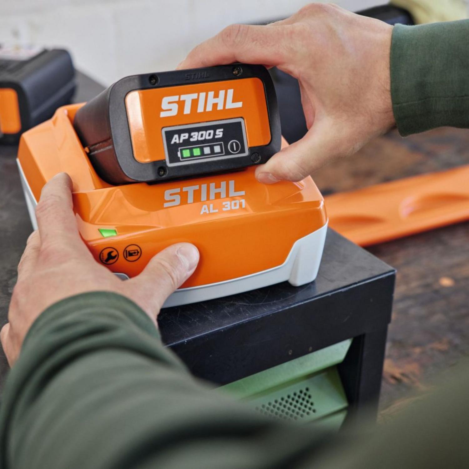 STIHL AL 301 Chargeur rapide