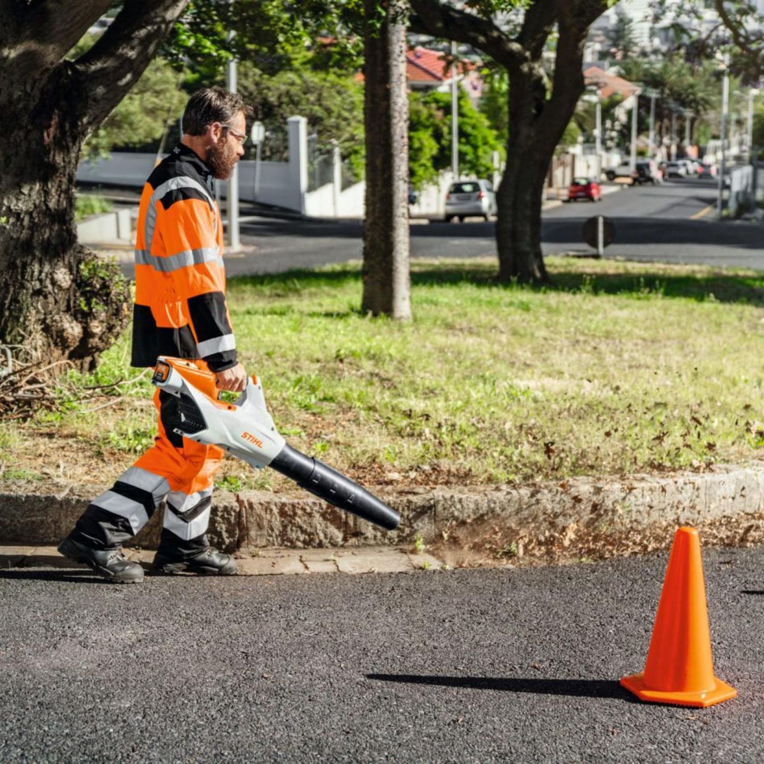STIHL BGA 86 Souffleur à batterie