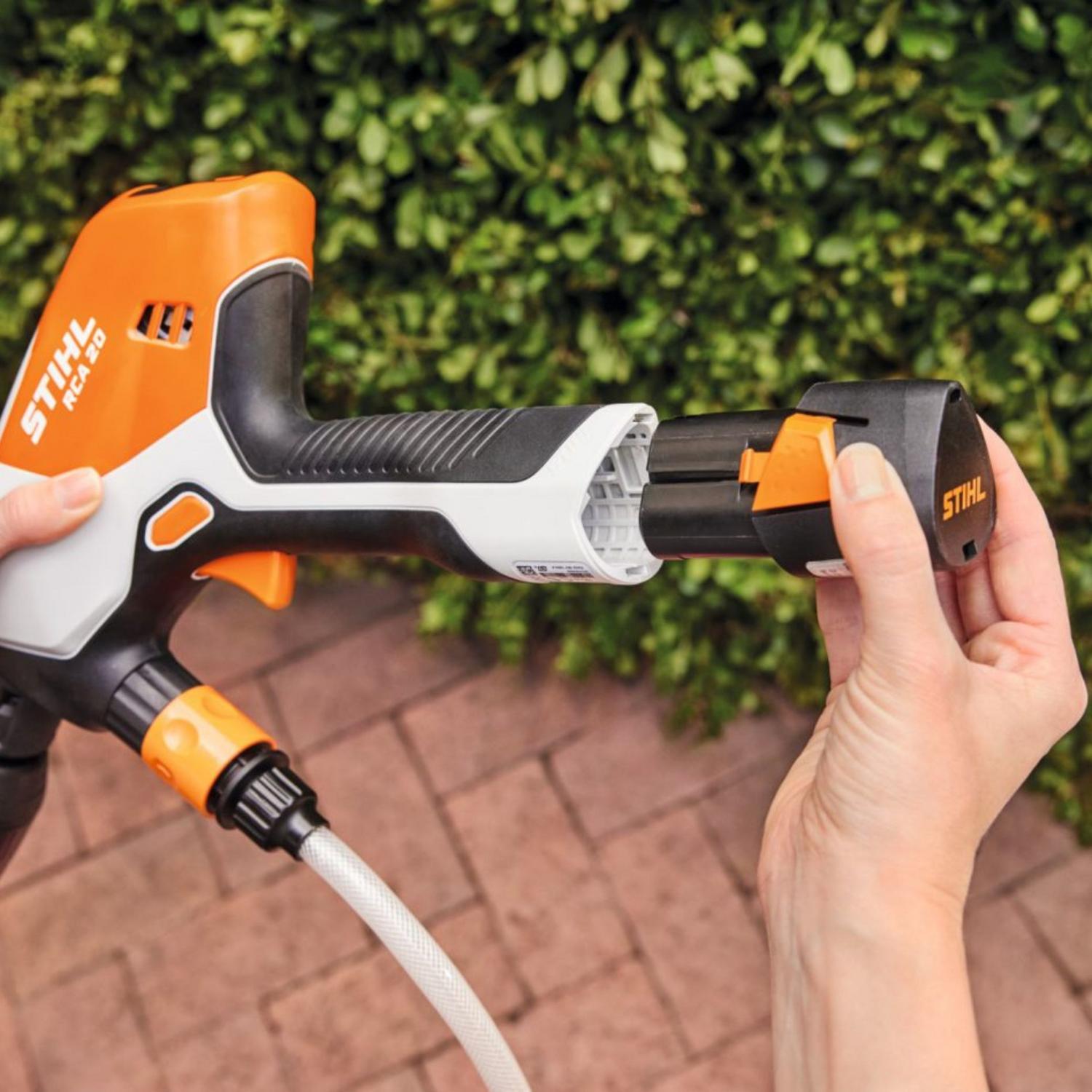 STIHL RCA 20 Nettoyeur à pression à batterie en kit