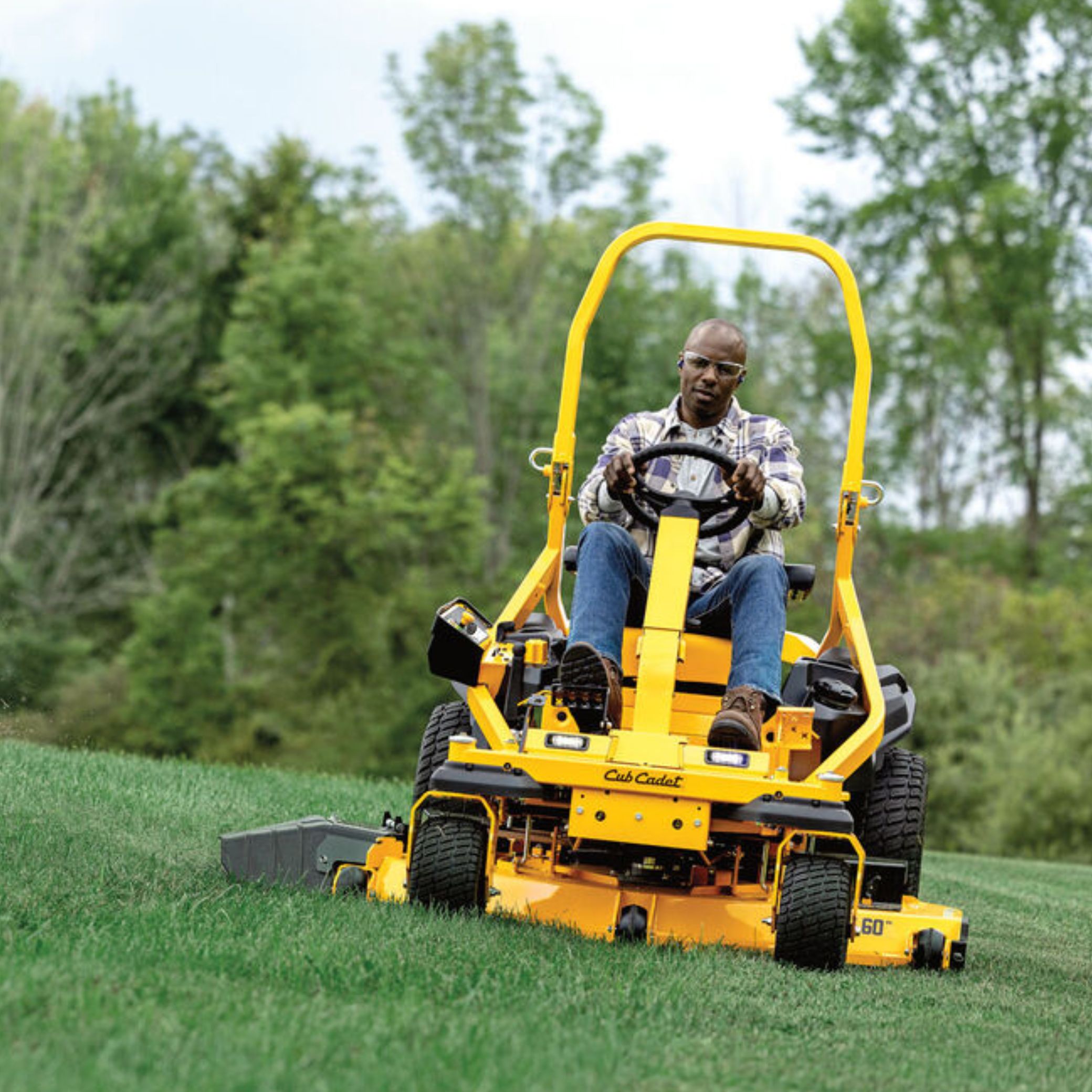 Cub Cadet Ultima ZTXS4 747CC 60'' 2026 – Image 2