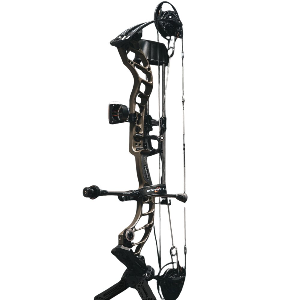 Arc à poulies Bowtech Ascend 60 lb Droitier Forest avec ensemble Deluxe